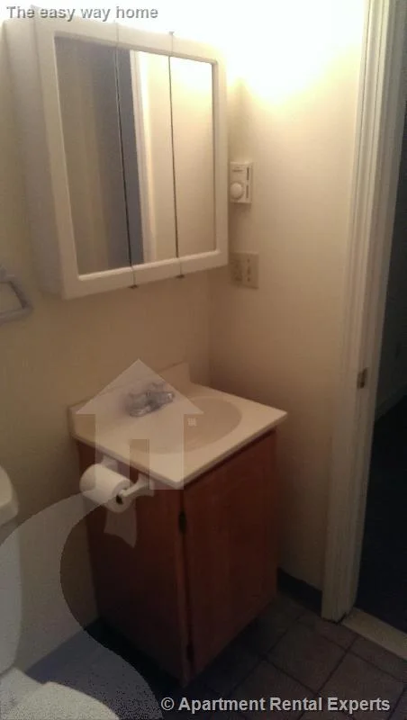 1 bed, 1 bath apartment for rent at 1622 Massachusetts Ave Unit B1, Harvard Square — photo 7 of 9