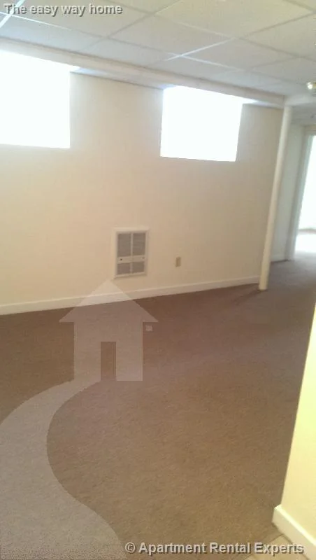 1 bed, 1 bath apartment for rent at 1622 Massachusetts Ave Unit B1, Harvard Square — photo 2 of 9