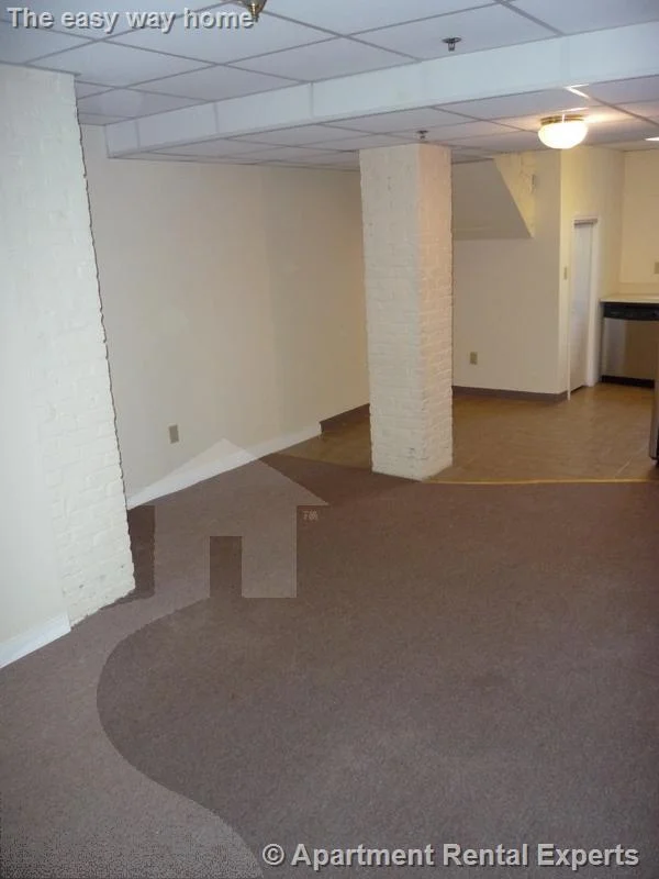1 bed, 1 bath apartment for rent at 1622 Massachusetts Ave Unit B2, Harvard Square — photo 4 of 9