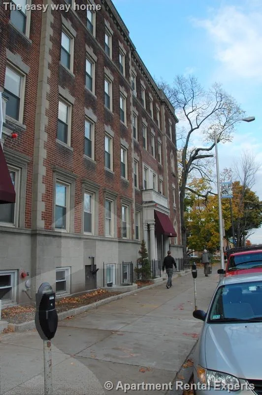 1 bed, 1 bath apartment for rent at 1622 Massachusetts Ave Unit B2, Harvard Square — photo 6 of 9
