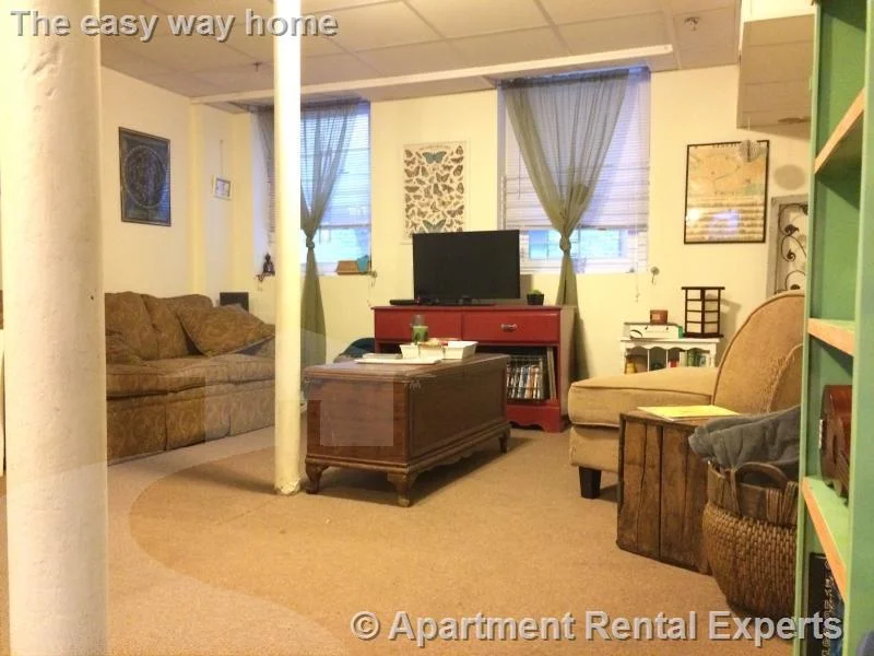 2 bed, 1 bath apartment for rent at 1622 Massachusetts Ave Unit B3, Harvard Square — photo 4 of 7