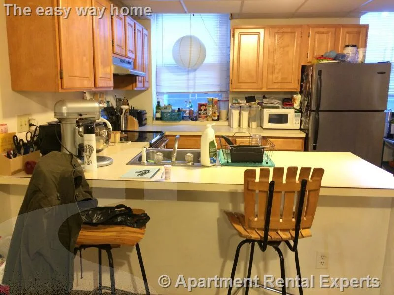 2 bed, 1 bath apartment for rent at 1622 Massachusetts Ave Unit B3, Harvard Square — photo 2 of 7