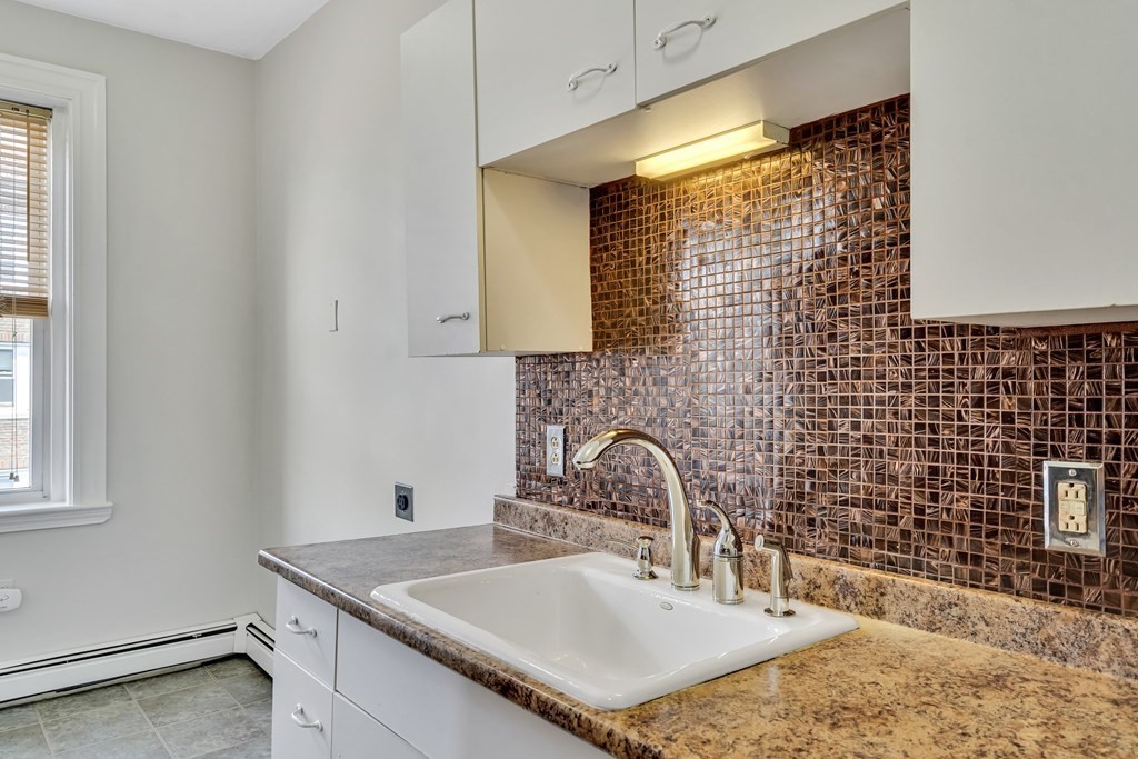 1 bed, 1 bath apartment for rent at 1625 Commonwealth Ave Unit 22, Brighton — photo 10 of 12