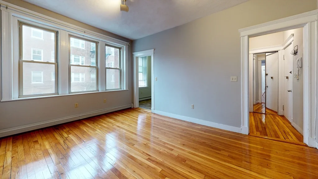 1 bed, 1 bath apartment for rent at 1625 Commonwealth Ave Unit 9, Brighton — photo 2 of 8