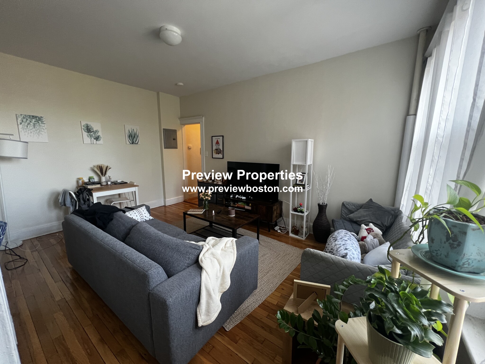2 bed, 1 bath apartment for rent at 1626 Commonwealth Ave Unit 12P, Brighton — photo 5 of 10