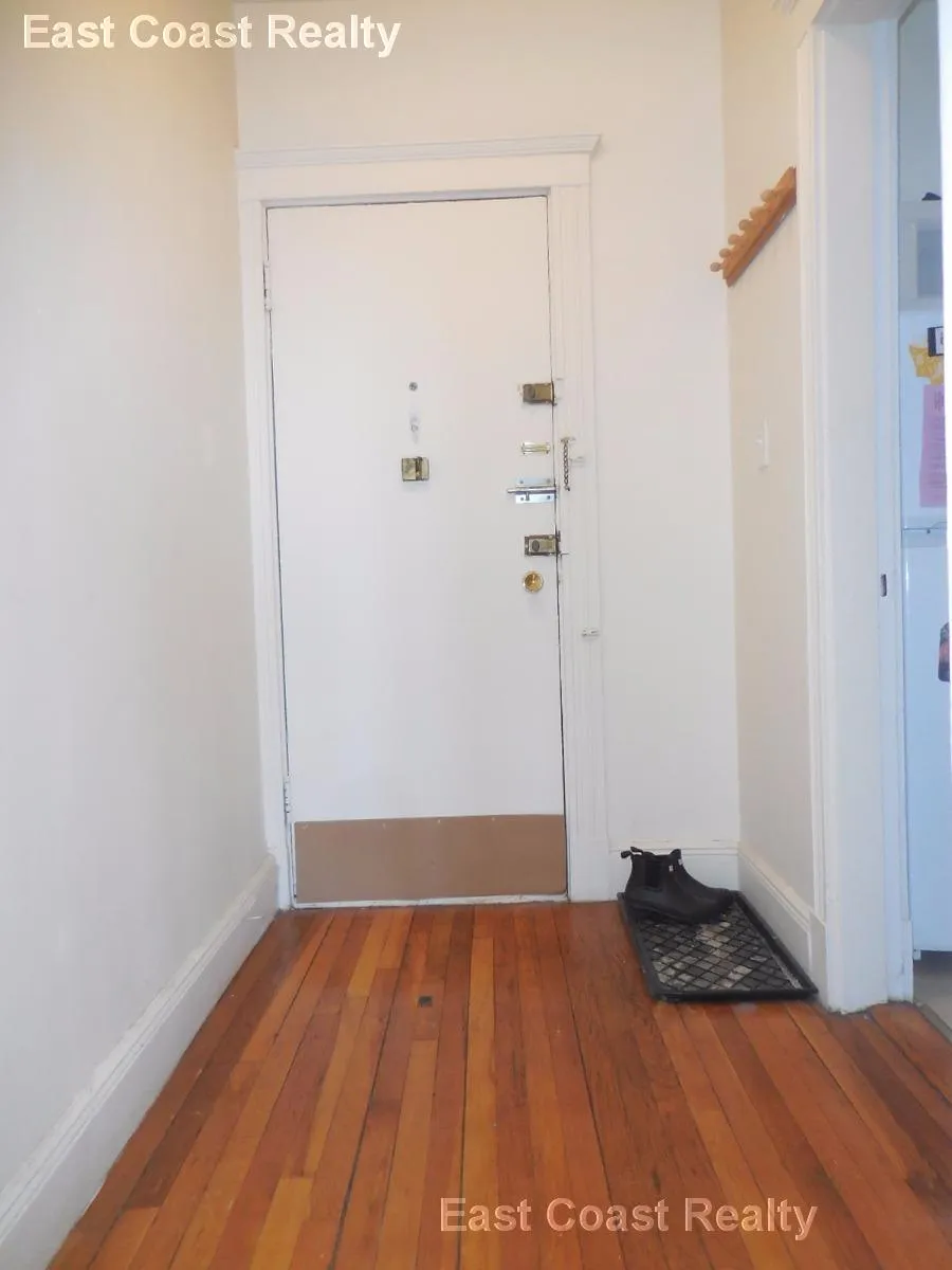 1 bed, 1 bath apartment for rent at 1626 Commonwealth Ave Unit 19, Brighton — photo 11 of 16