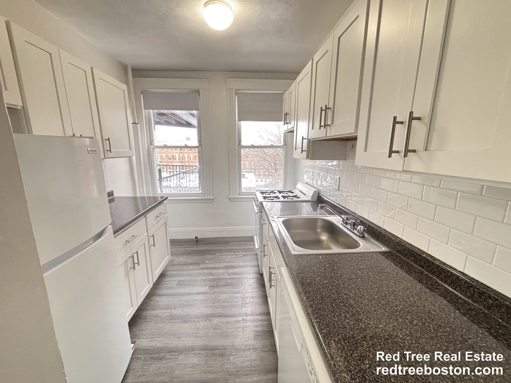 2 bed, 1 bath apartment for rent at 1626 Commonwealth Ave Unit 6, Brighton — photo 1 of 12