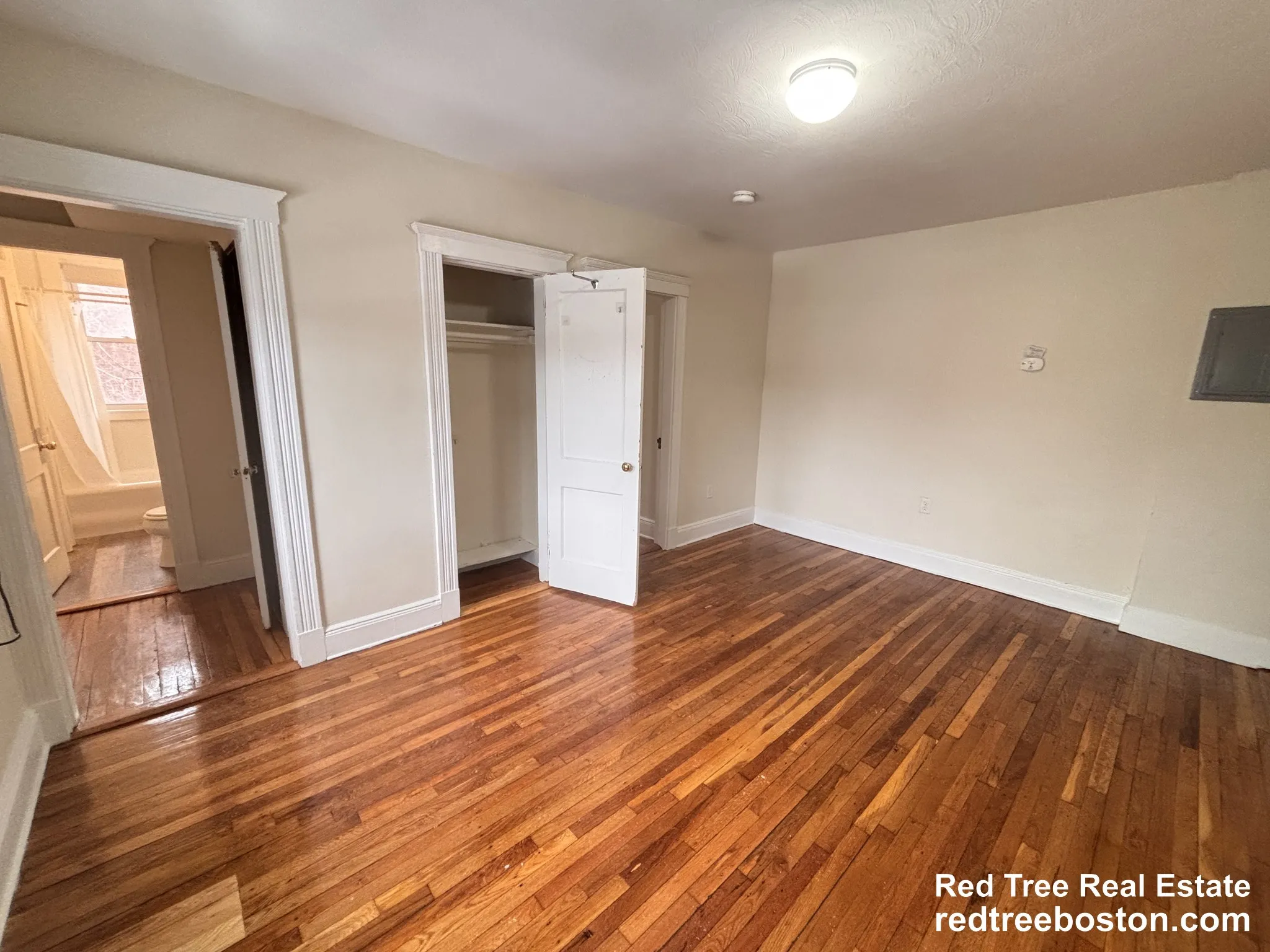 2 bed, 1 bath apartment for rent at 1626 Commonwealth Ave Unit 6, Brighton — photo 4 of 12