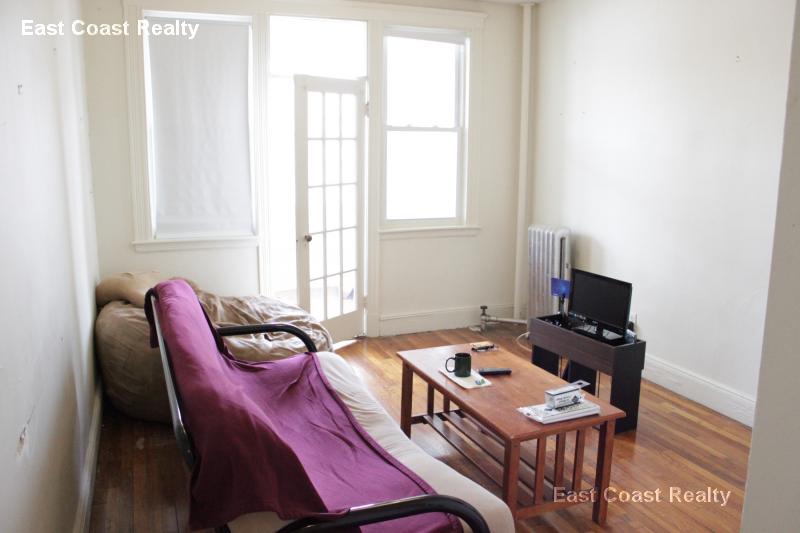 1 bed, 1 bath apartment for rent at 1626 Commonwealth Ave Unit 8, Brighton — photo 15 of 18