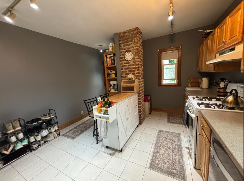 3 bed, 1 bath apartment for rent at 163 Allston St Unit 1, West Medford — photo 8 of 15