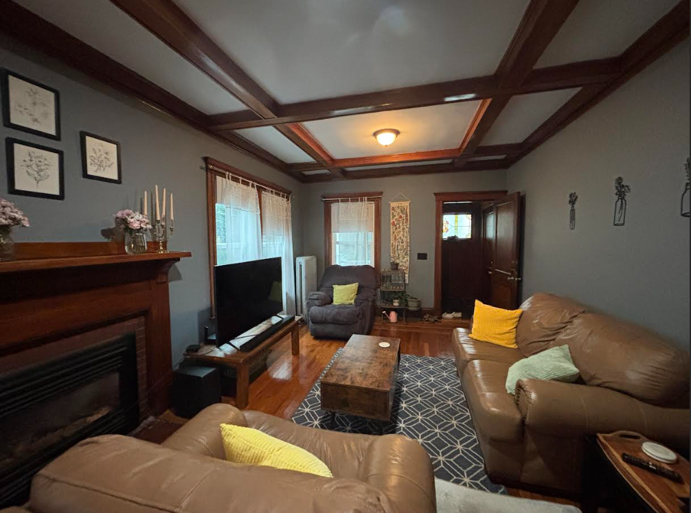 3 bed, 1 bath apartment for rent at 163 Allston St Unit 1, West Medford — photo 3 of 15