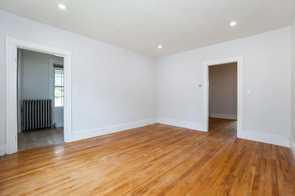3 bed, 2 bath apartment for rent at 163 Bates Ave Unit 163, West Quincy — photo 12 of 34