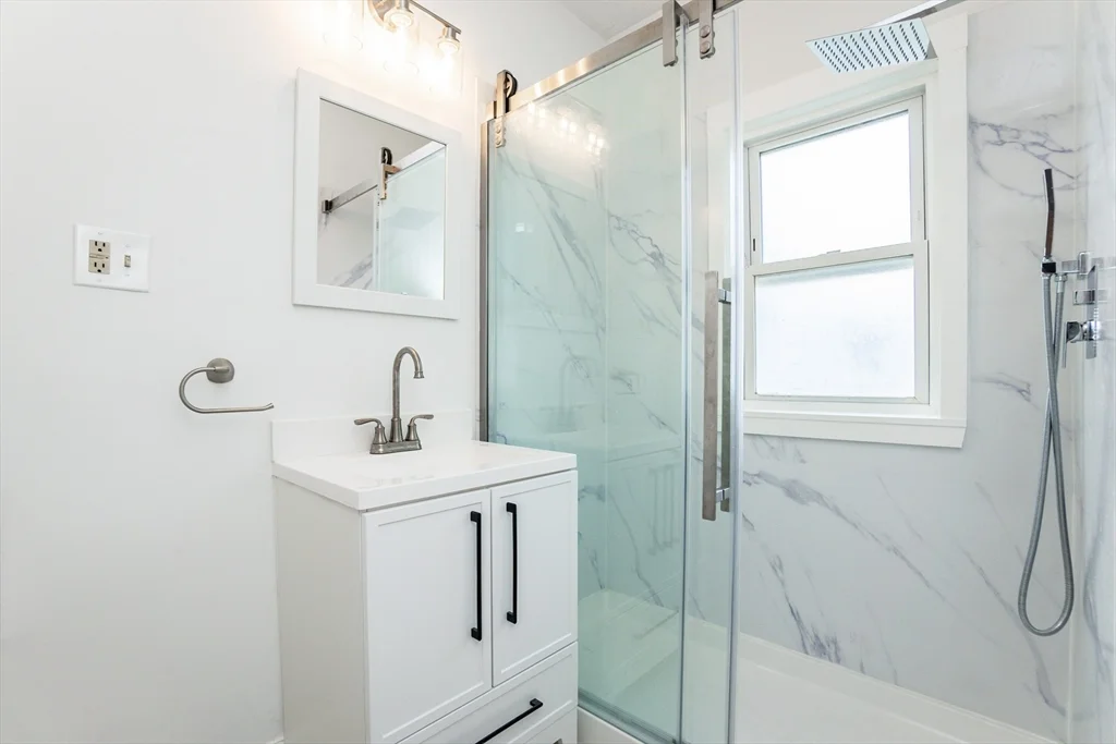 3 bed, 2 bath apartment for rent at 163 Bates Ave Unit 163, West Quincy — photo 8 of 34