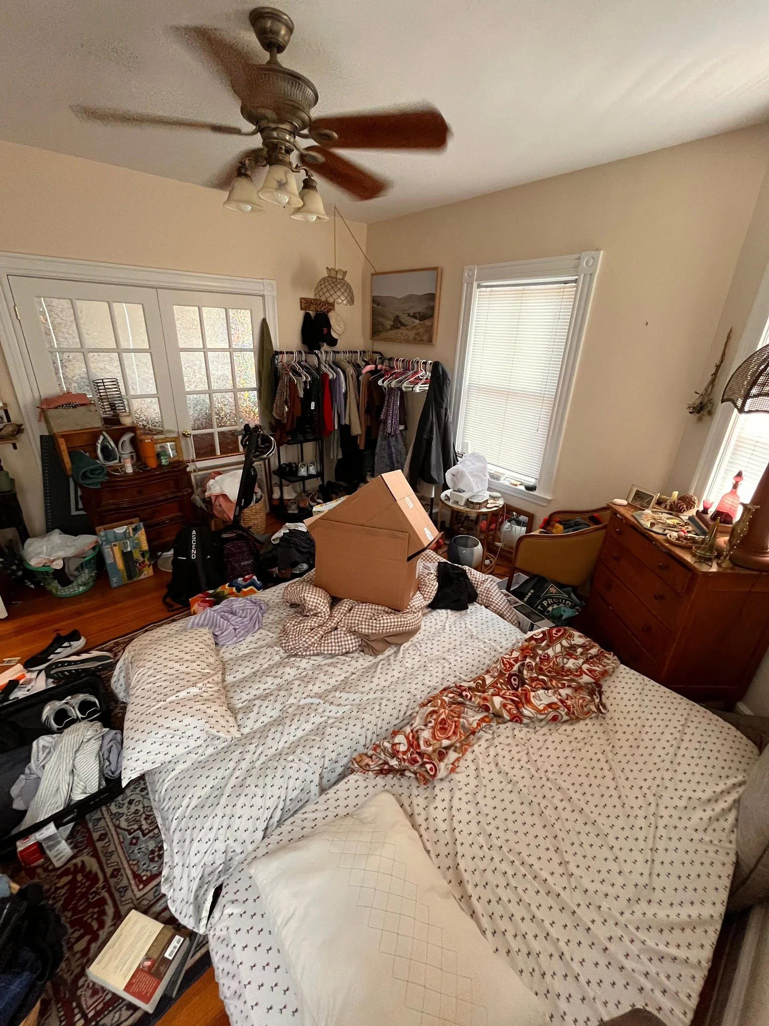 3 bed, 1 bath apartment for rent at 163 Belmont St Unit 2, Belmont — photo 6 of 13