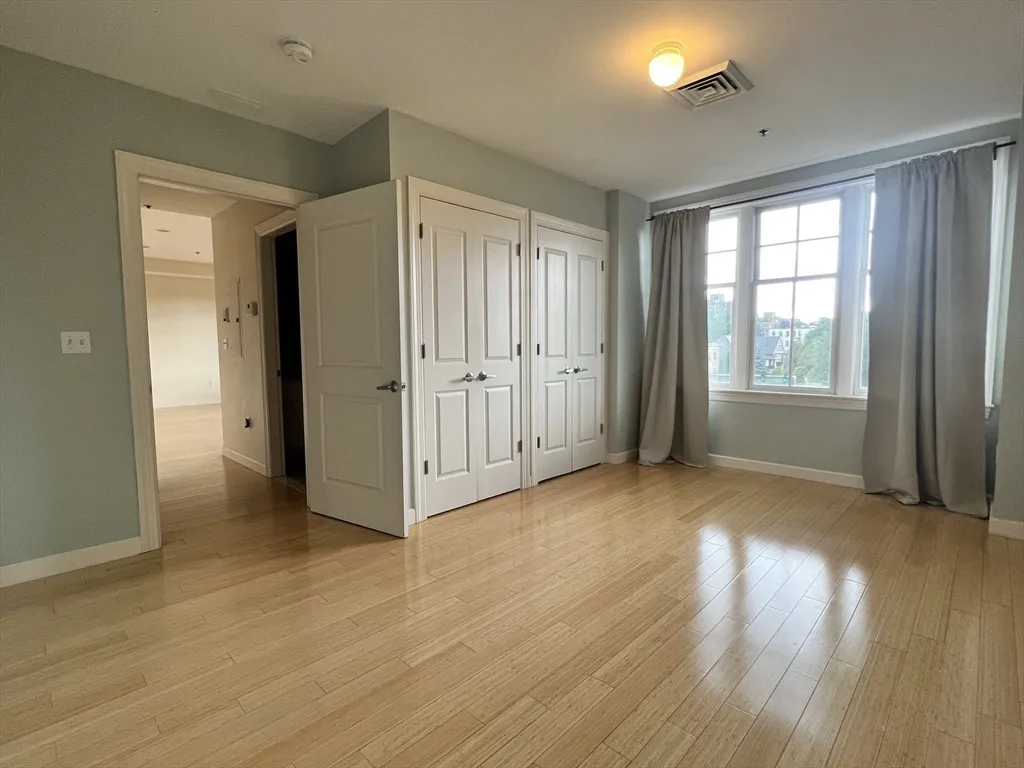 2 bed, 2 bath apartment for rent at 163 Chestnut Hill Ave Unit Ph1, Brighton — photo 8 of 16