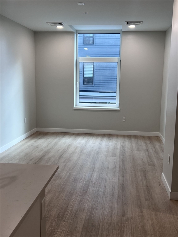 2 bed, 2 bath apartment for rent at 163 Chestnut St Unit 203, Chelsea — photo 4 of 7