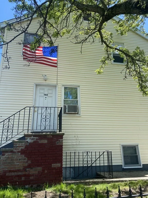 5 bed, 2 bath apartment for rent at 163 College Ave Unit A, Tufts University — photo 1 of 18