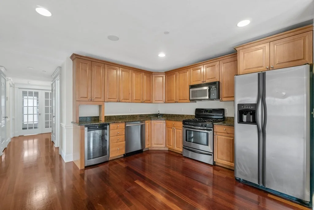 2 bed, 2 bath apartment for rent at 163 E Cottage St Unit 2, Dorchester — photo 4 of 13