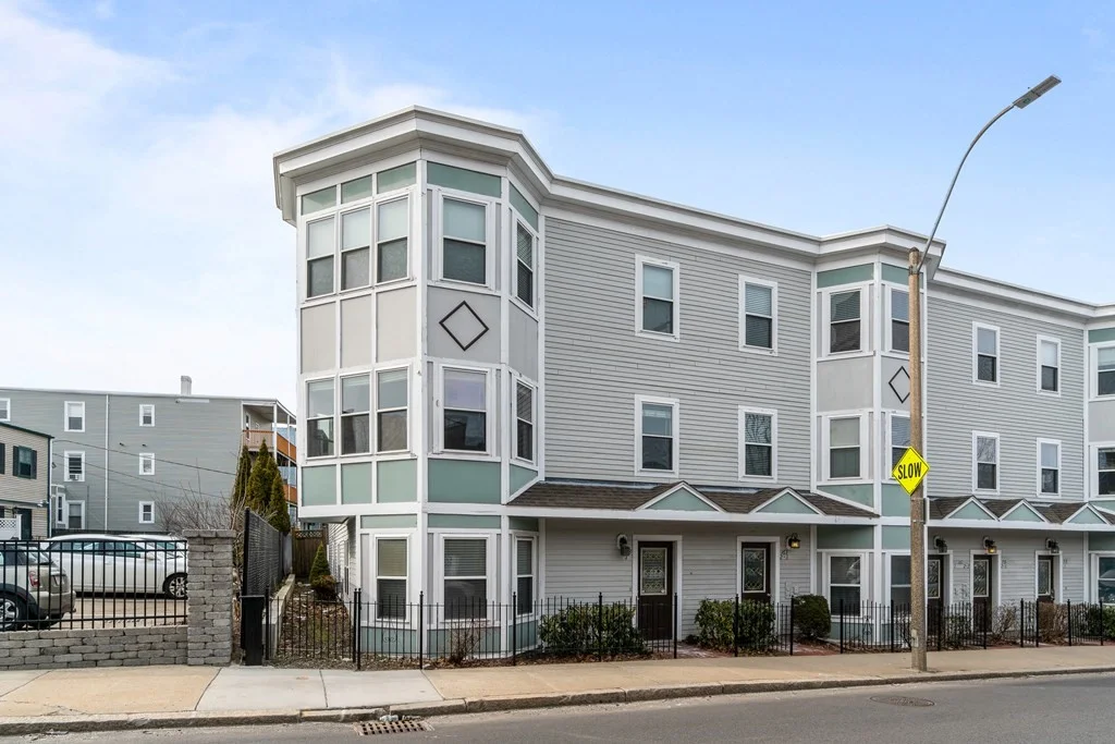 2 bed, 2 bath apartment for rent at 163 E Cottage St Unit 2, Dorchester — photo 13 of 13