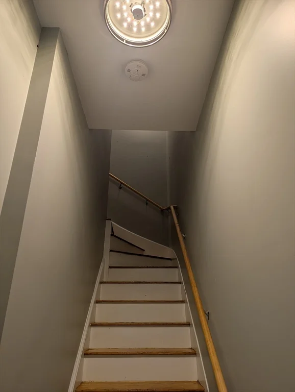 4 bed, 2 bath apartment for rent at 163 Ferry St Unit 2, Malden — photo 4 of 20