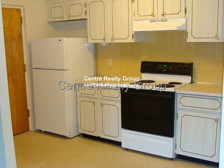 2 bed, 1 bath apartment for rent at 163 Lexington St Unit 21, Auburndale