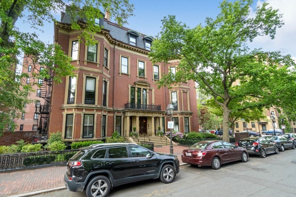 1 bed, 1 bath apartment for rent at 163 Marlborough St Unit A, Back Bay — photo 11 of 11