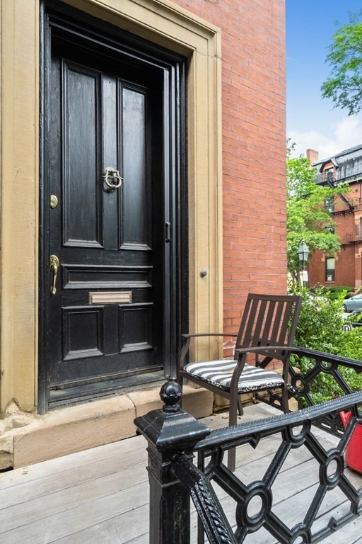 1 bed, 1 bath apartment for rent at 163 Marlborough St Unit A, Back Bay — photo 10 of 11
