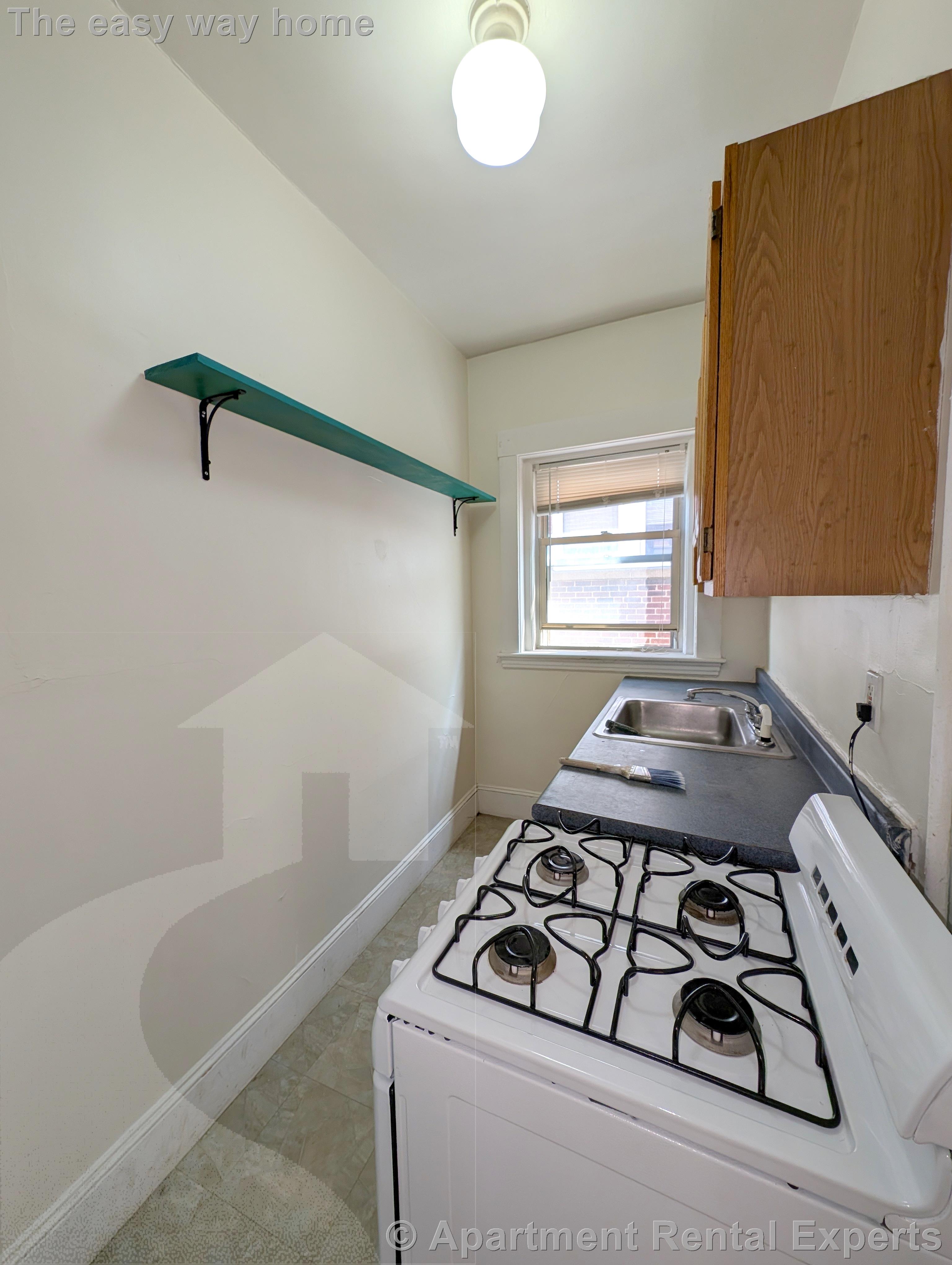 1 bed, 1 bath apartment for rent at 163 Summer St Unit 29, Spring Hill — photo 4 of 10