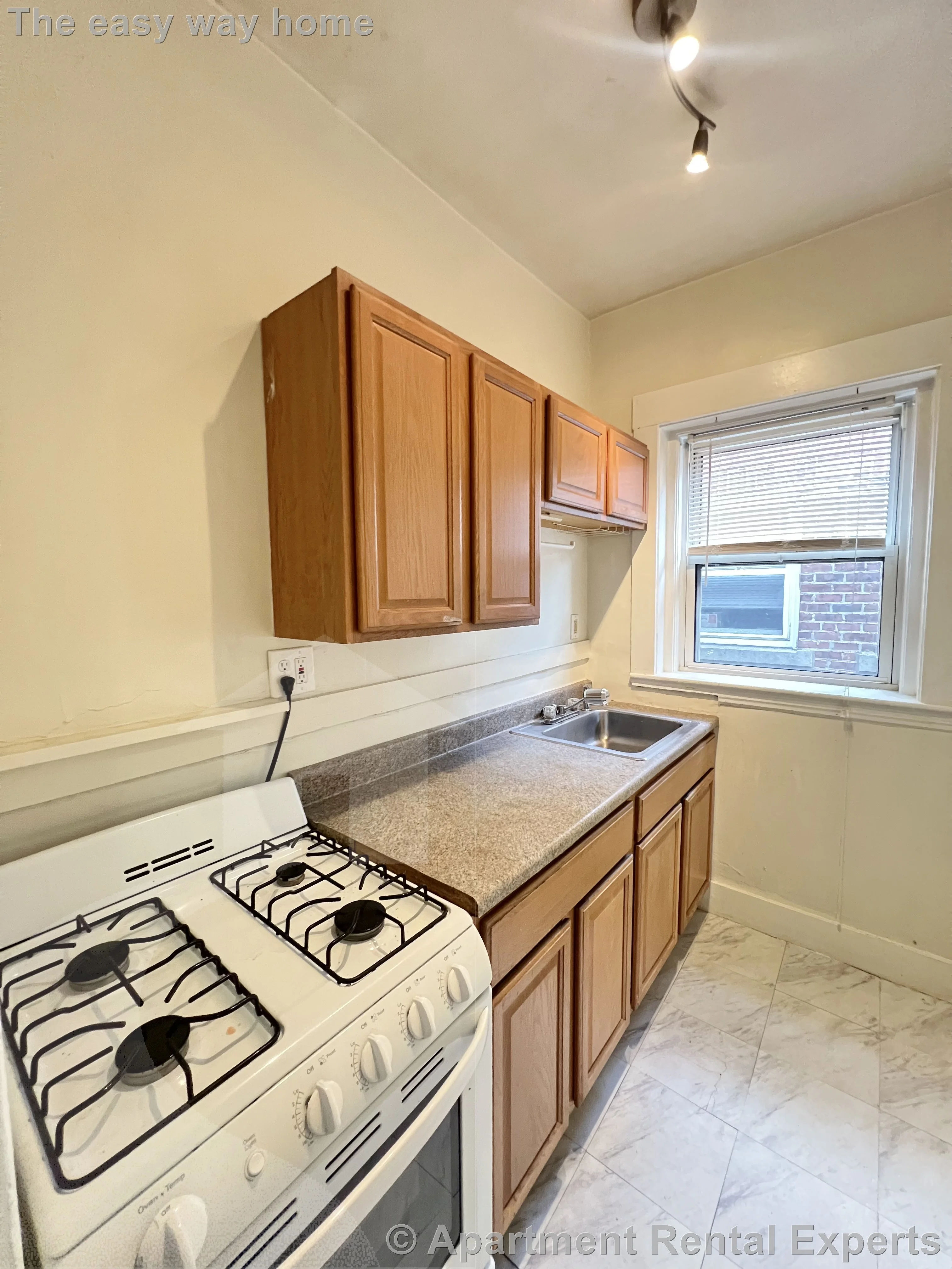 2 bed, 1 bath apartment for rent at 163 Summer St Unit 36, Spring Hill — photo 6 of 14