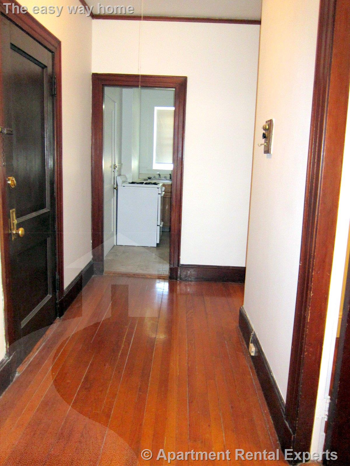 1 bed, 1 bath apartment for rent at 163 Summer St Unit 4, Spring Hill — photo 5 of 8