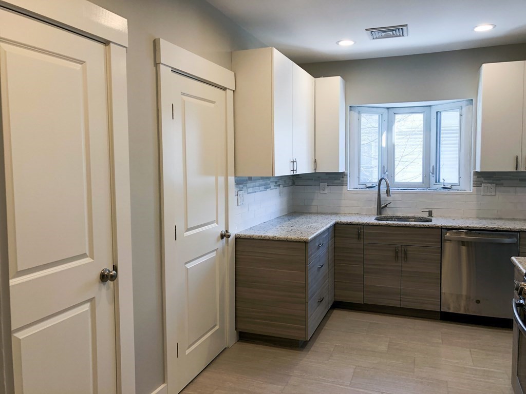 3 bed, 2 bath apartment for rent at 163 Tremont St Unit 2, Newton Corner — photo 16 of 22