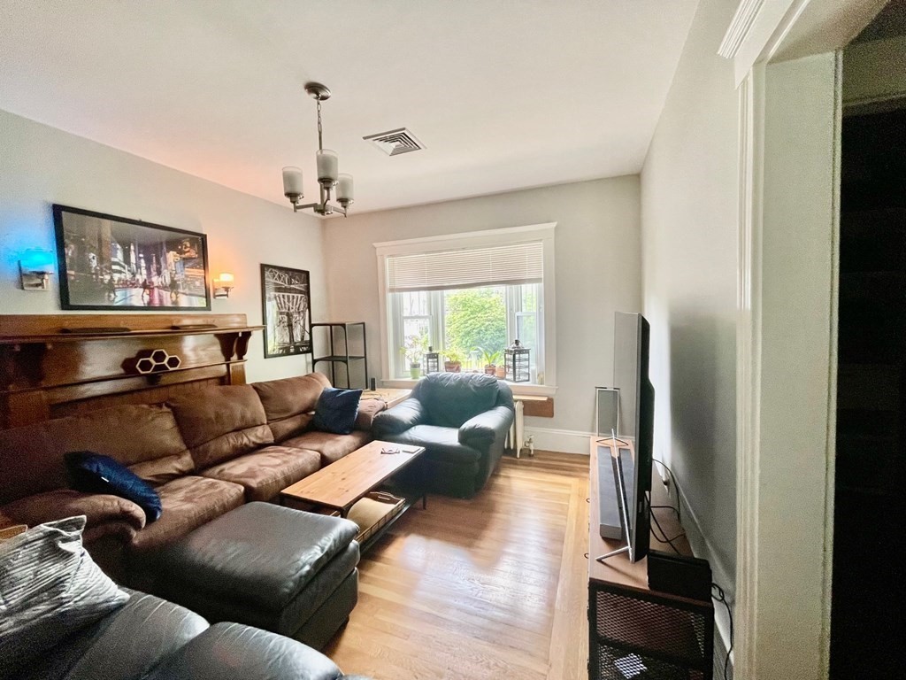 3 bed, 2 bath apartment for rent at 163 Tremont St Unit 2, Newton Corner — photo 5 of 22
