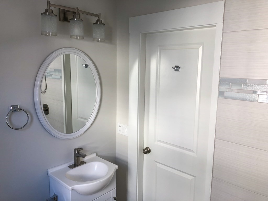3 bed, 2 bath apartment for rent at 163 Tremont St Unit 2, Newton Corner — photo 14 of 22