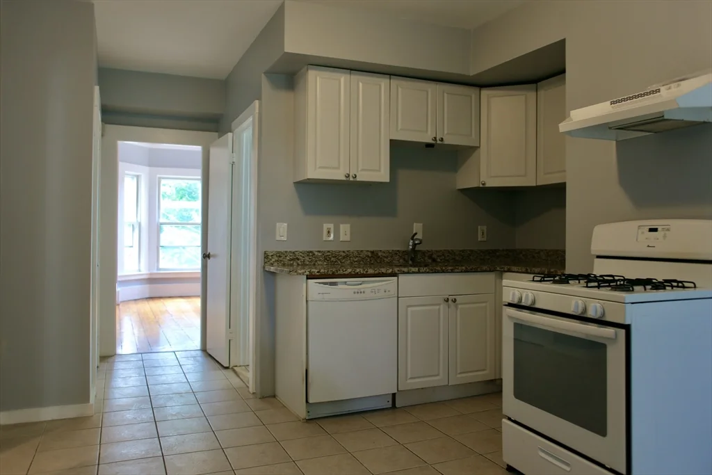 2 bed, 1 bath apartment for rent at 163 Trenton Unit 2, East Boston — photo 6 of 11