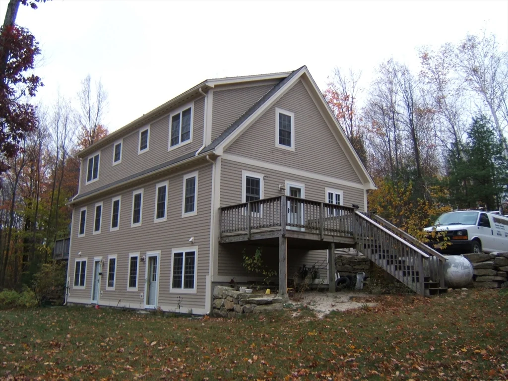 3 bed, 2 bath apartment for rent at 163 Wendell Rd Unit n/a, Shutesbury — photo 1 of 3