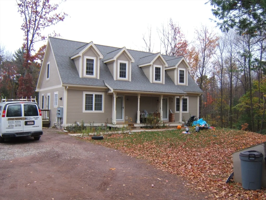 3 bed, 2 bath apartment for rent at 163 Wendell Rd Unit n/a, Shutesbury — photo 2 of 3