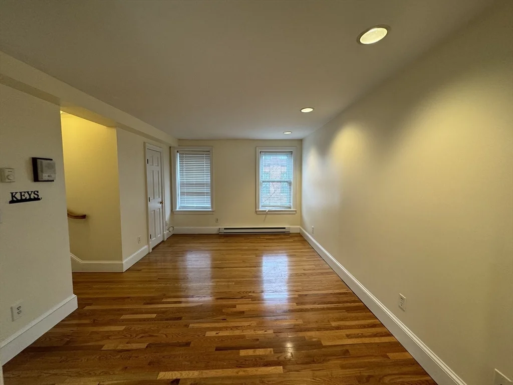 2 bed, 1 bath apartment for rent at 163 West 2nd St Unit 3, South Boston — photo 5 of 12