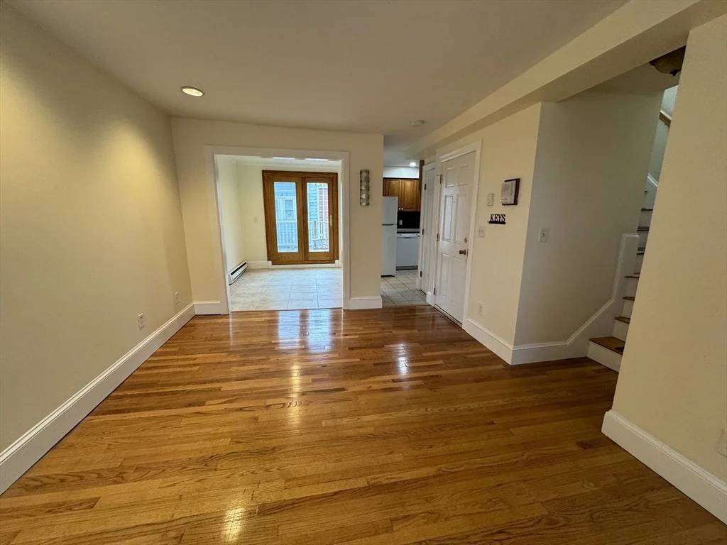 2 bed, 1 bath apartment for rent at 163 West 2nd St Unit 3, South Boston — photo 1 of 12