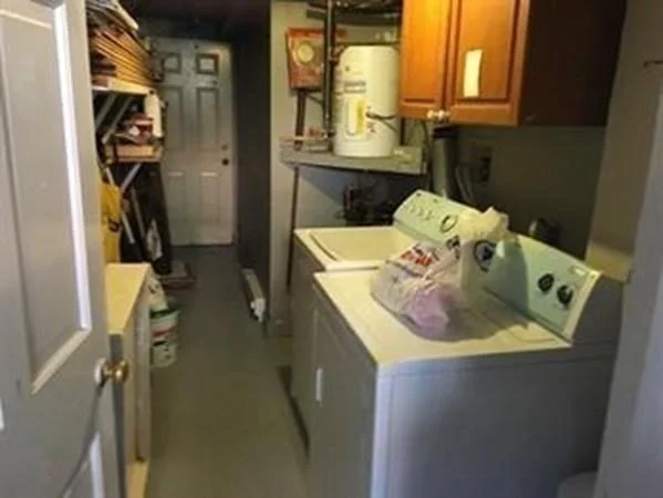 Studio bed, 1 bath apartment for rent at 163 West 2nd St Unit A, South Boston — photo 7 of 8