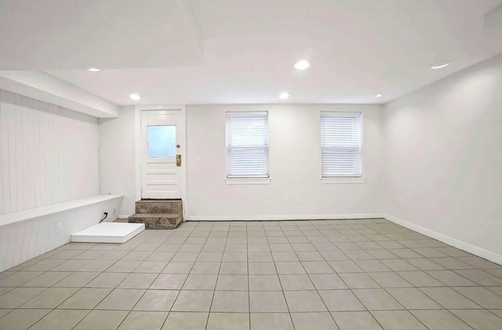 2 bed, 1 bath apartment for rent at 163 West Newton Unit 1, South End — photo 14 of 20
