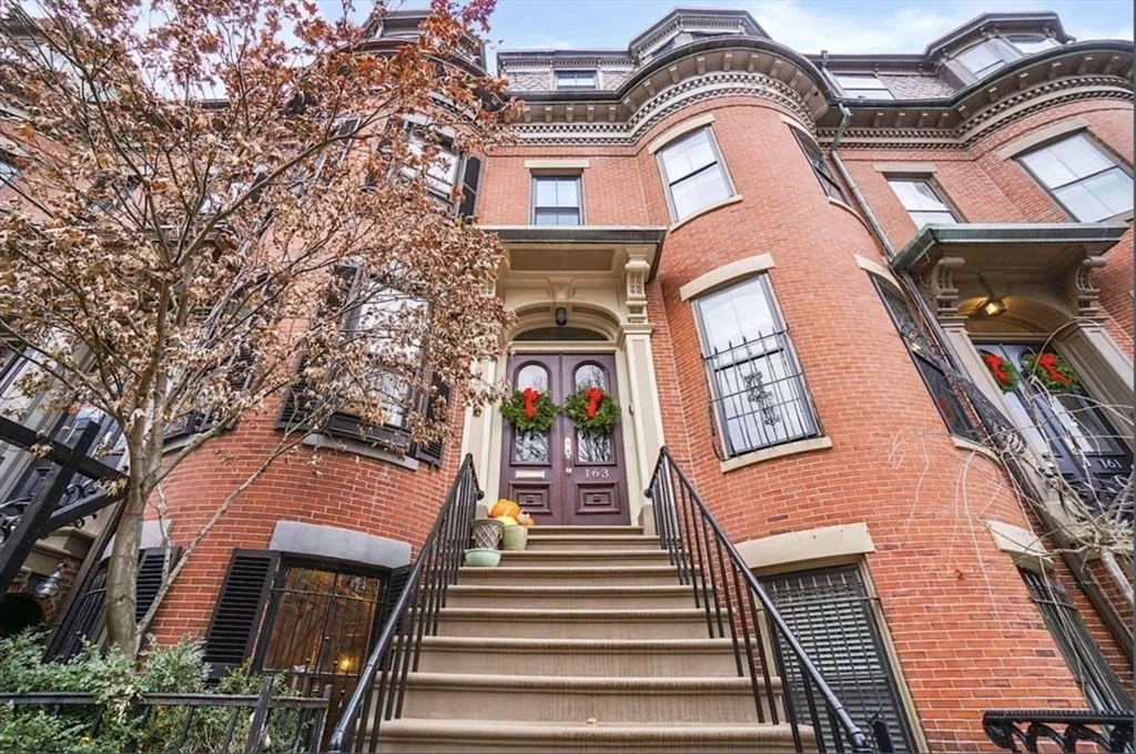 2 bed, 1 bath apartment for rent at 163 West Newton Unit 1, South End — photo 20 of 20