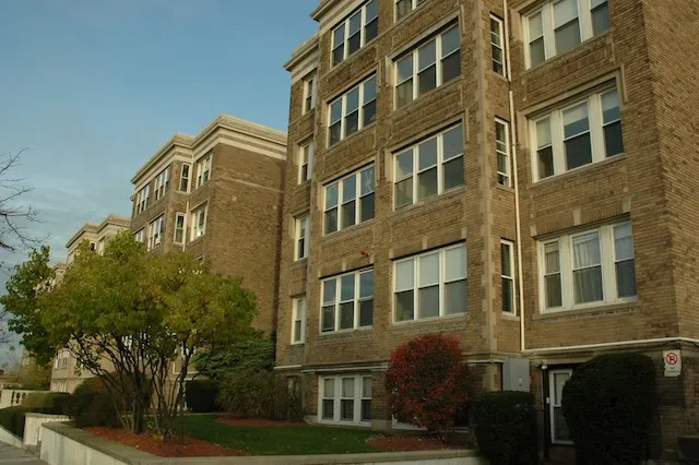 2 bed, 1 bath apartment for rent at 1630 Commonwealth Ave Unit 12AM, Brighton — photo 11 of 11