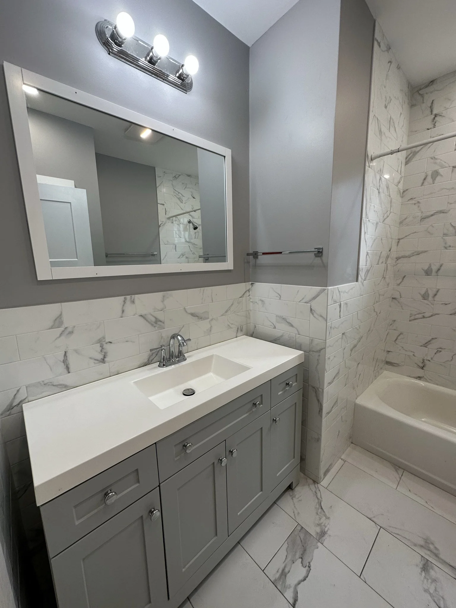 4 bed, 1 bath apartment for rent at 1631 Dorchester Ave Unit 3, Dorchester — photo 4 of 25