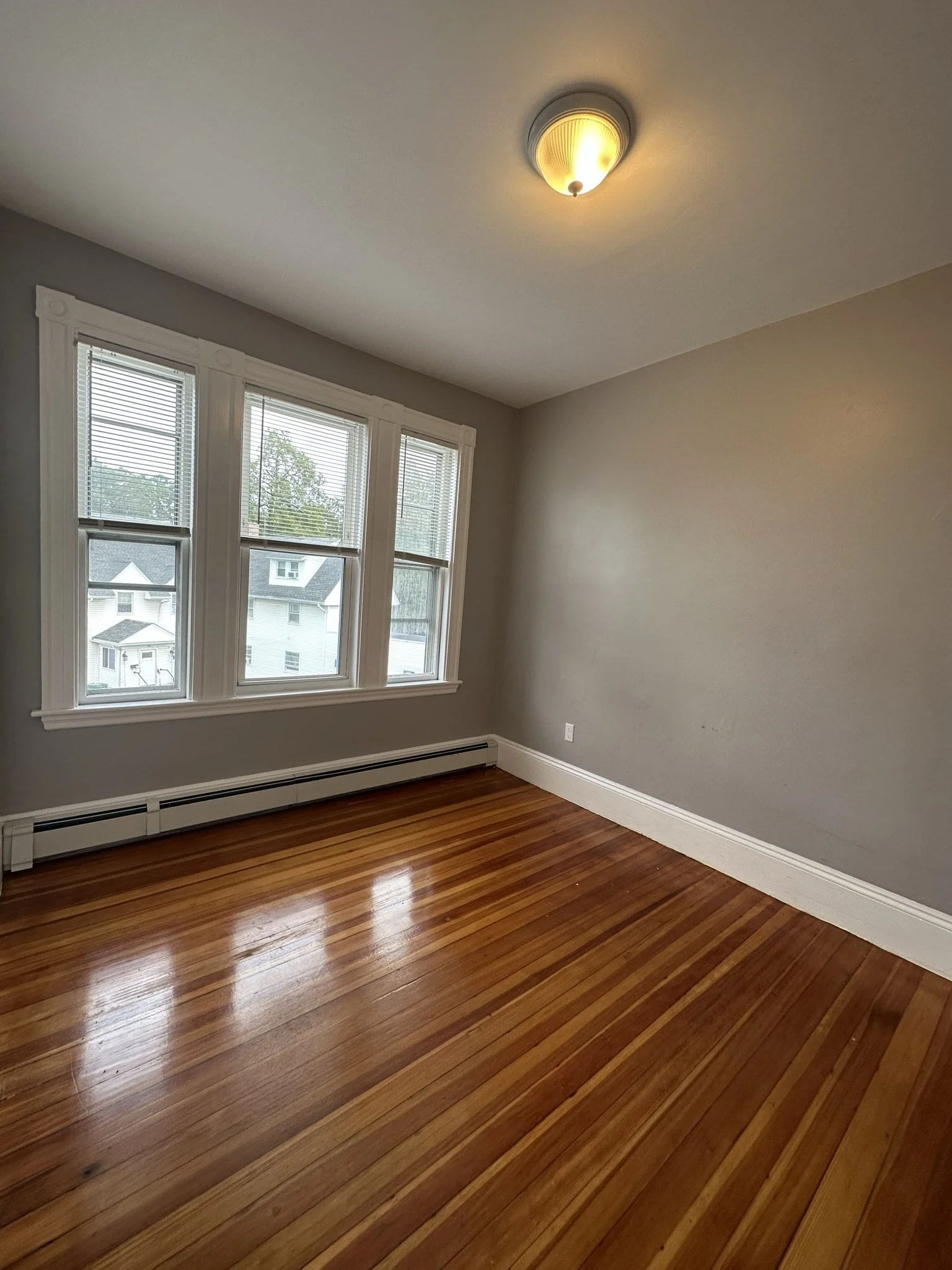 4 bed, 1 bath apartment for rent at 1631 Dorchester Ave Unit 3, Dorchester — photo 12 of 25