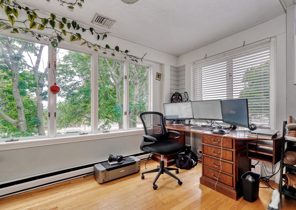 4 bed, 2 bath apartment for rent at 1632 Columbia Rd Unit 2, South Boston — photo 3 of 26