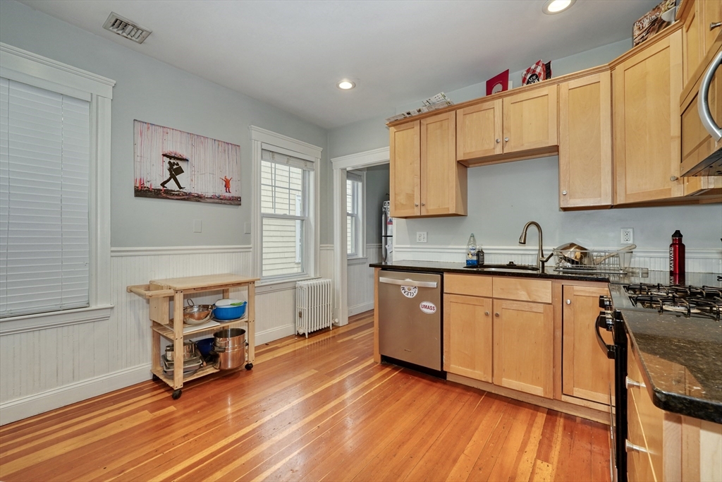 4 bed, 2 bath apartment for rent at 1632 Columbia Rd Unit 2, South Boston — photo 10 of 26