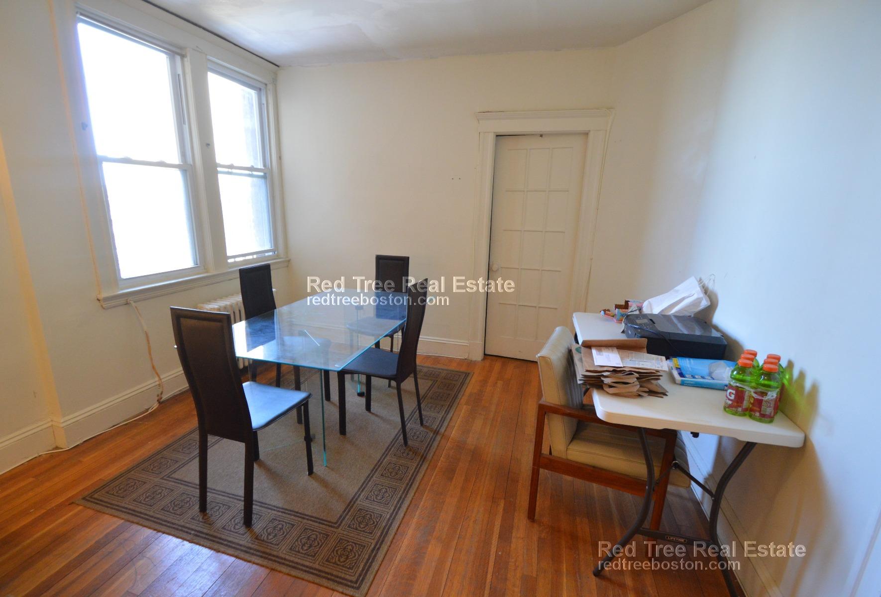 2 bed, 1 bath apartment for rent at 1634 Commonwealth Ave Unit 16, Brighton — photo 3 of 11