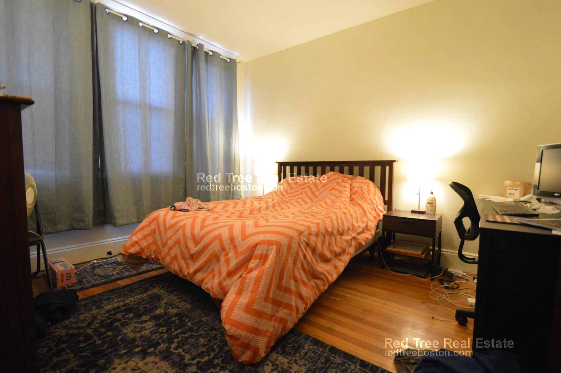 2 bed, 1 bath apartment for rent at 1634 Commonwealth Ave Unit 16, Brighton — photo 4 of 11