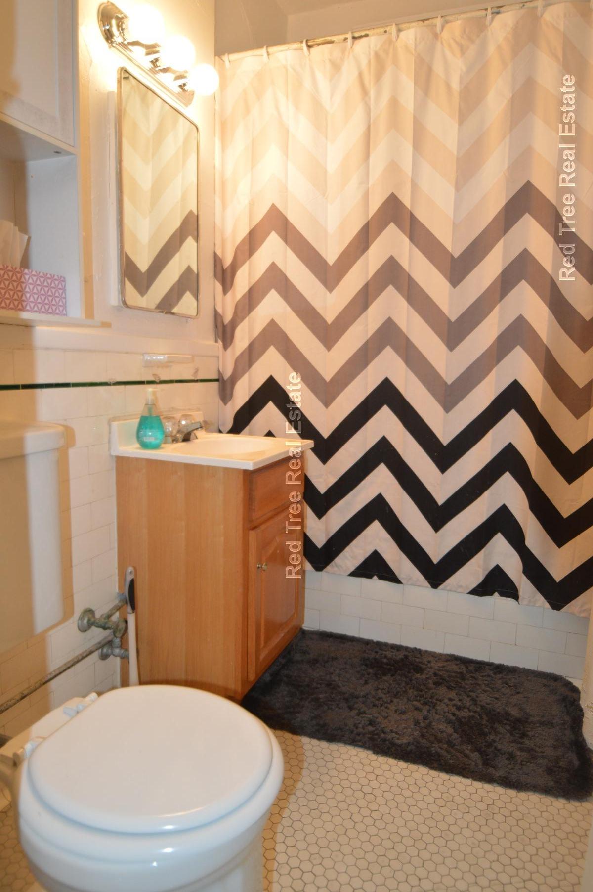 2 bed, 1 bath apartment for rent at 1634 Commonwealth Ave Unit 25, Brighton — photo 2 of 6