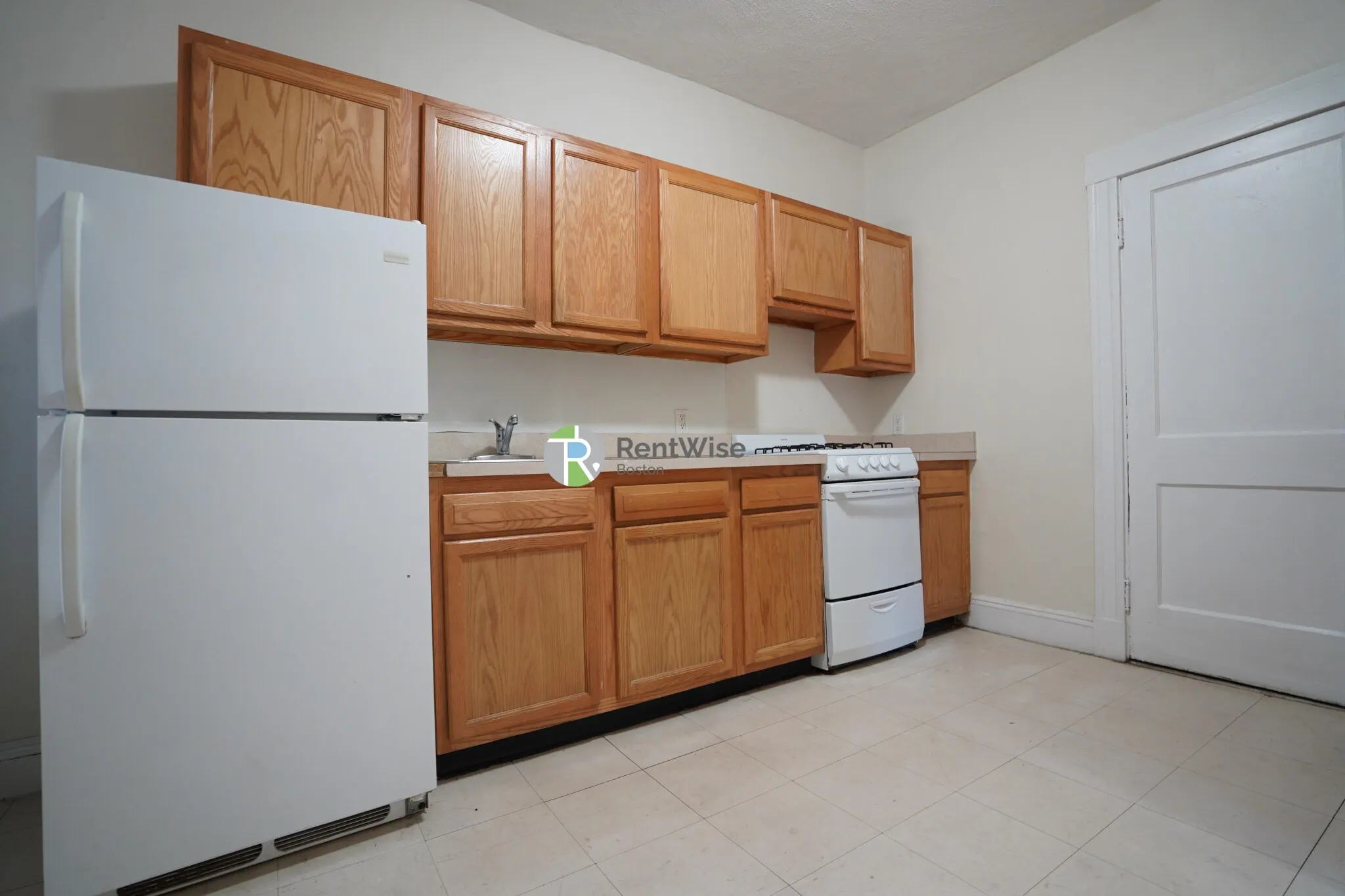2 bed, 1 bath apartment for rent at 1634 Commonwealth Ave Unit 4, Brighton — photo 7 of 17